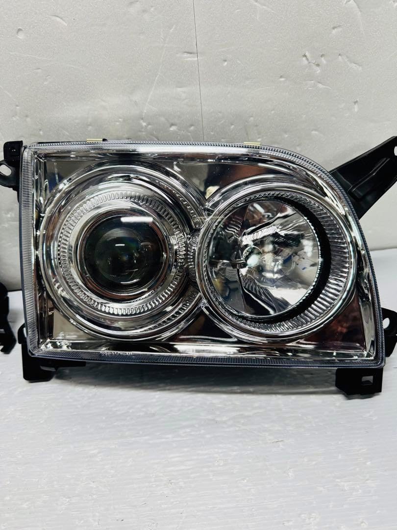 100系ハイエースバン☆JUNYAN プロジェクターヘッドライト☆未使用品☆ 100系ハイエースバン JUNYAN プロジェクターヘッドライト 楽天